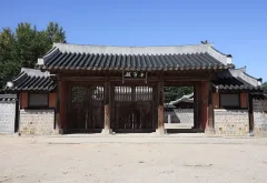 우주의 도마 위에 놓인 지구, 화령전에서 다시 세우는 우주 개념
