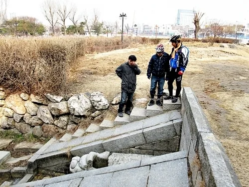 고3 주송이가 들려주는 화성 성벽이야기_2