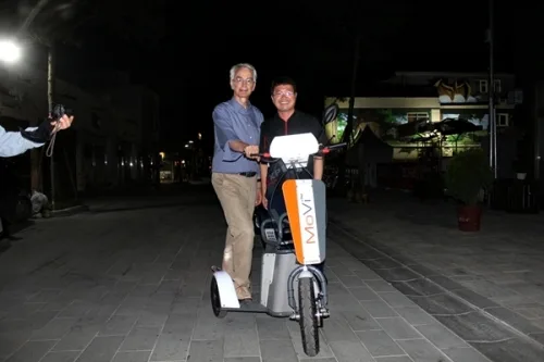 새벽 0시, '생태교통 수원2013' 출발을 알리다_4