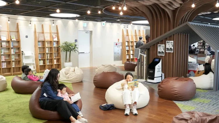 ‘엉덩이로 책을 읽는다?’ 경기도서관 엉덩이로 책 읽기 챌린지 운영