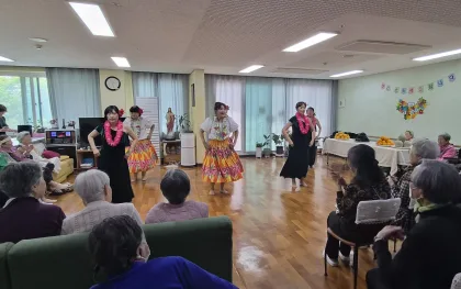 수원시 장안구 정자3동 주민자치회, 어르신을 위한 재능기부 공연