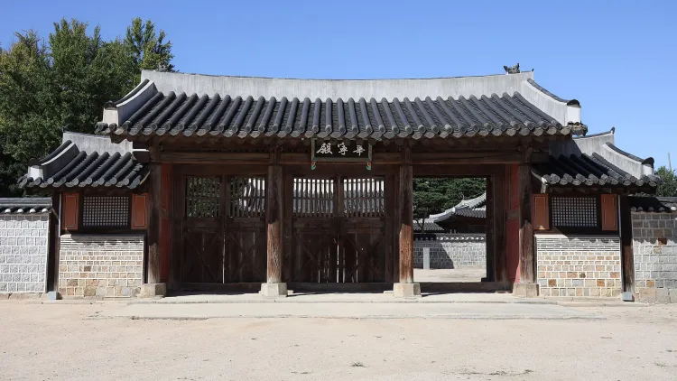 우주의 도마 위에 놓인 지구, 화령전에서 다시 세우는 우주 개념