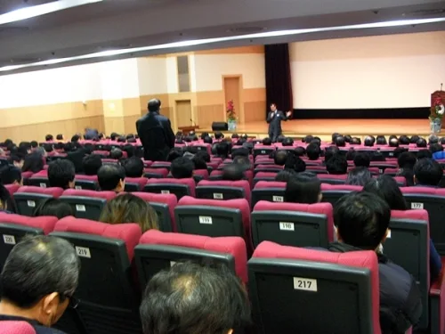 세계인은 에너지 넘치는 한국을 주목한다 _1