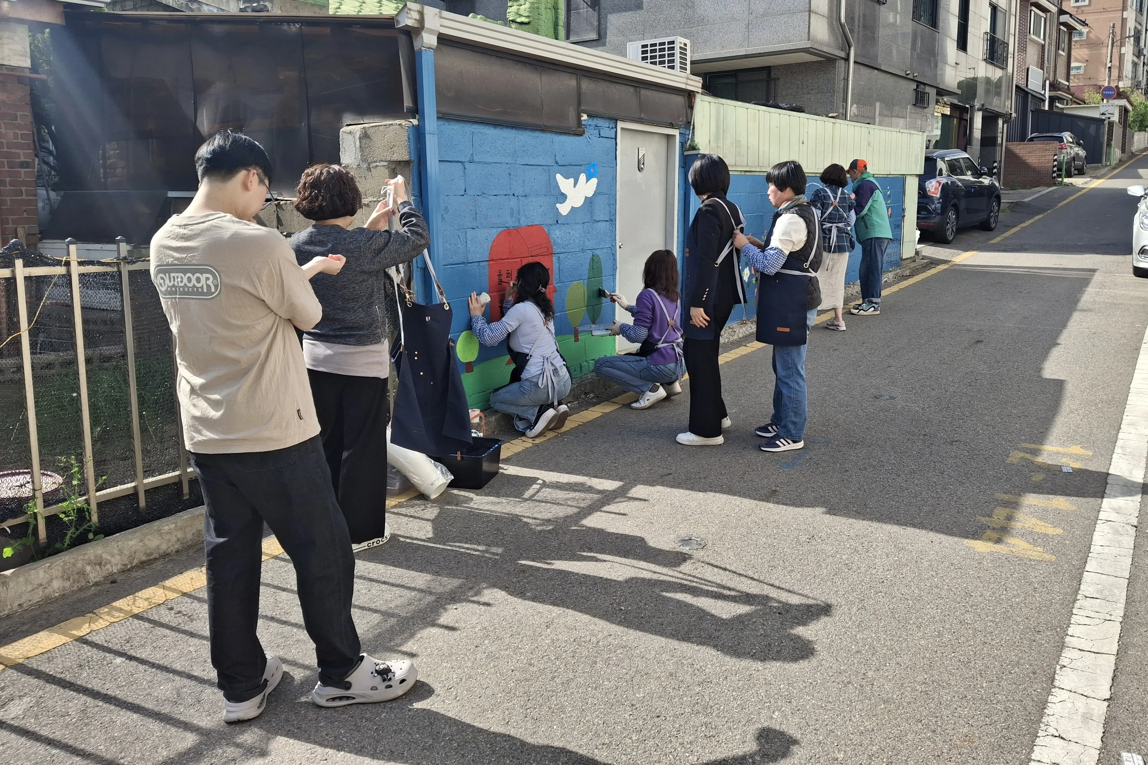 수원시 장안구 율천동, 주민들이 그려낸 ‘빛의 캔버스’ 내용 이미지 입니다.